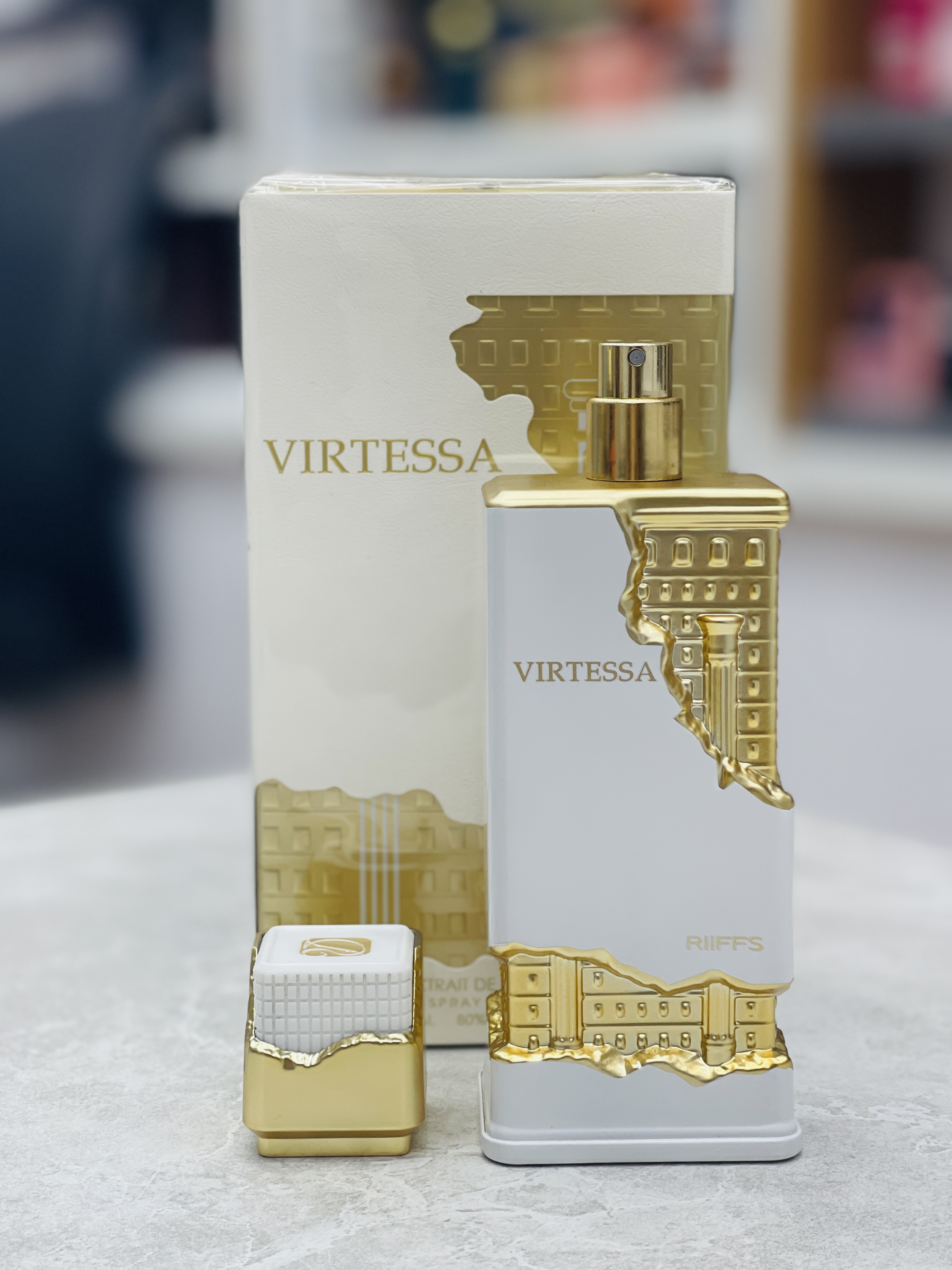 عطر ادکلن ویرتسا زنانه ریفس